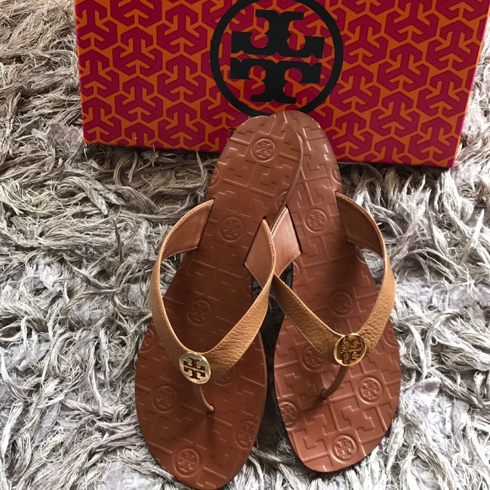 Tory Burch Royal Tan Flip flop sz 8 new